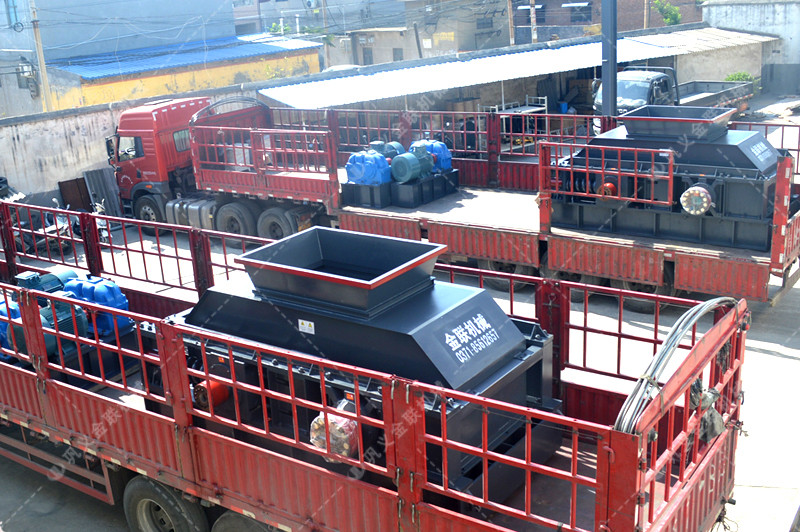 雙輥破碎機(jī)|雙光輥破碎機(jī)|雙齒輥破碎機(jī)|雙輥式破碎機(jī)廠家提供價(jià)格|型號(hào)參數(shù) 雙輥破碎機(jī)|雙光輥破碎機(jī)|雙齒輥破碎機(jī)|雙輥式破碎機(jī)廠家提供價(jià)格|型號(hào)參數(shù)