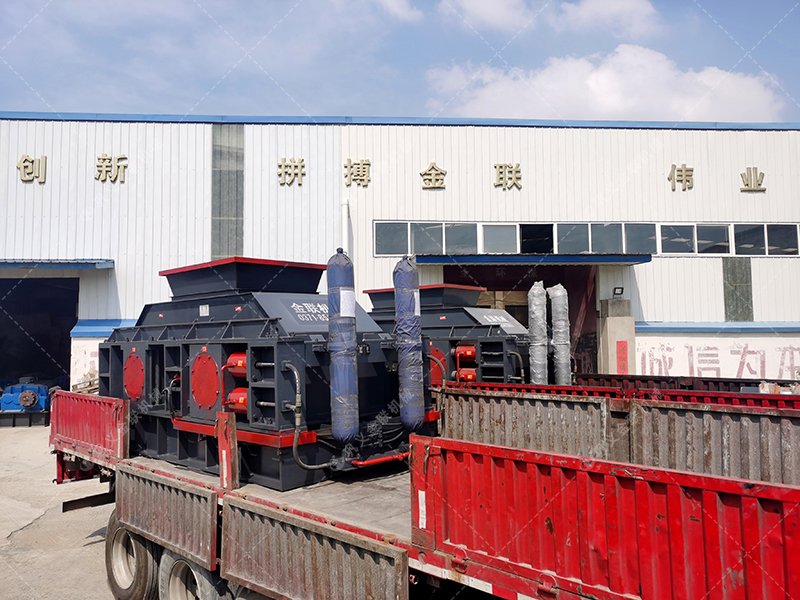 時產150噸選哪個型號液壓對輥破碎機？