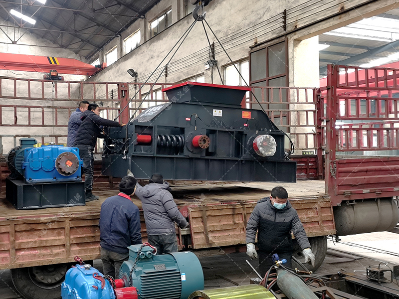 使用對輥破碎機(jī)時需要注意哪些方面？