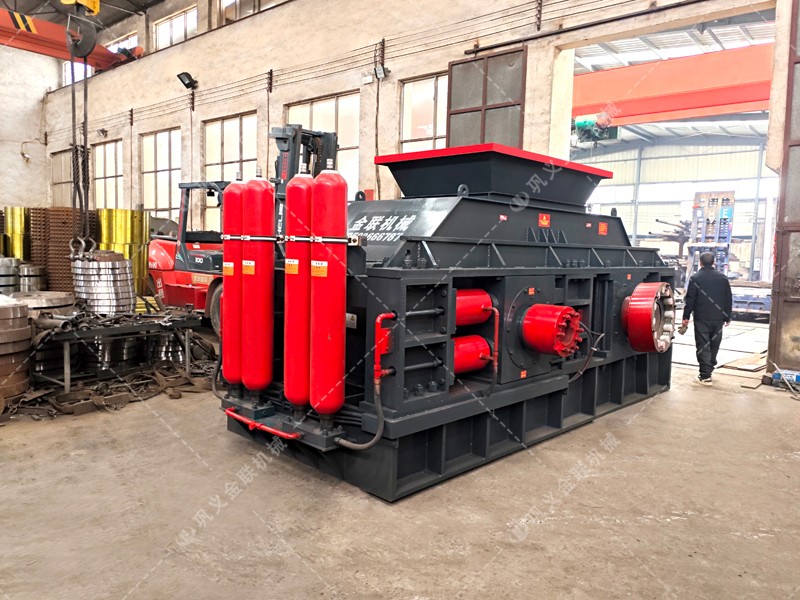 鐵礦石破碎機|黃鐵礦石破碎機|鐵礦破碎機價格|鐵礦石破碎機生產(chǎn)線視頻/圖片