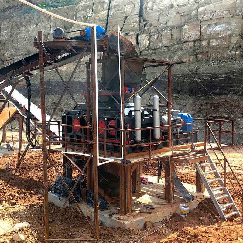 鵝卵石制砂機價格|鵝卵石制沙機設(shè)備|鵝卵石破碎機生產(chǎn)線廠家 鵝卵石制砂機價格|鵝卵石制沙機設(shè)備|鵝卵石破碎機生產(chǎn)線廠家