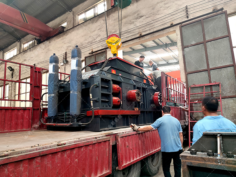 選購液壓對輥制砂機時容易被忽視的參數(shù)是什么？